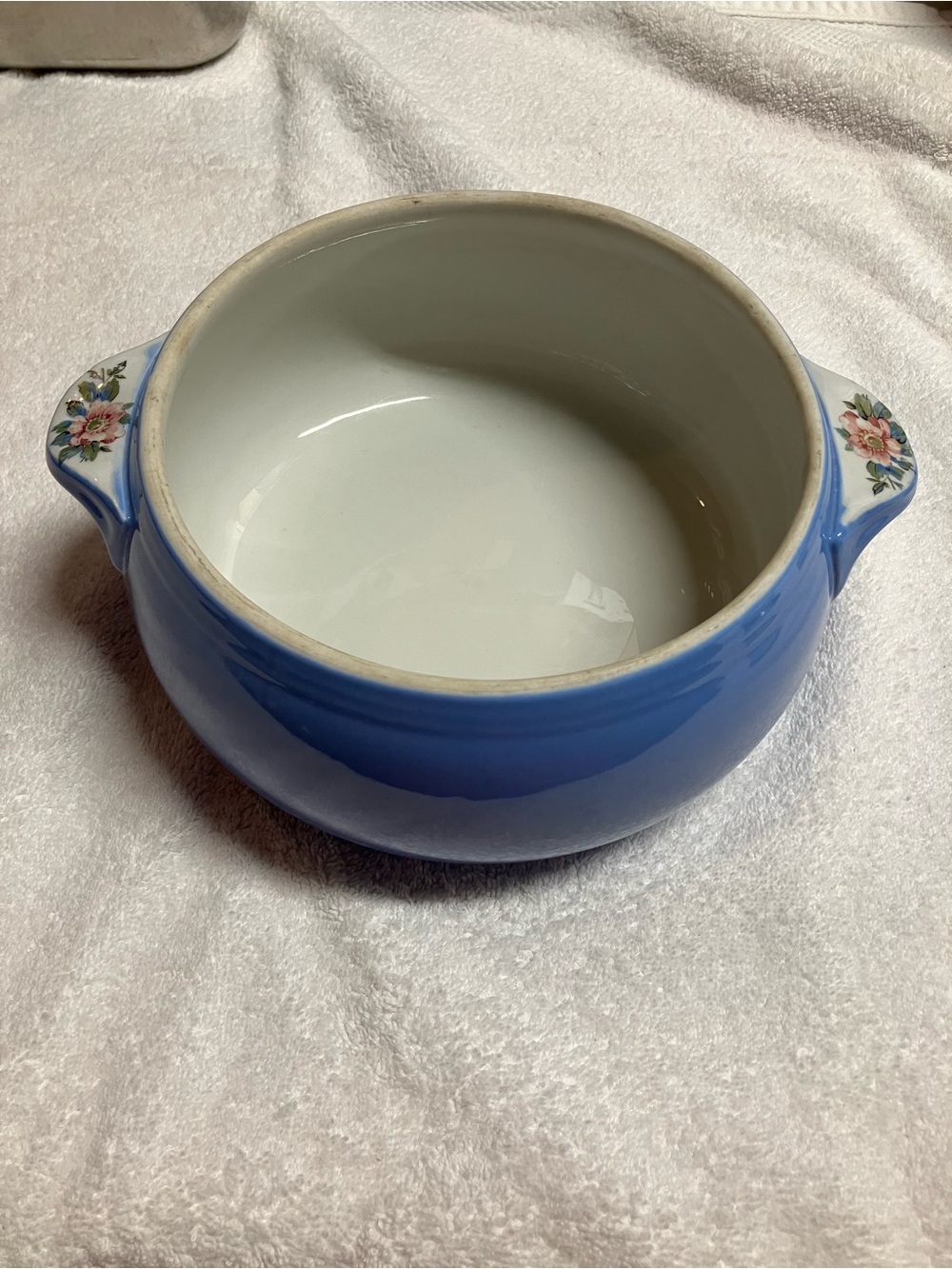 vintage Hall's Superior Quality Kitchenware "Rose Parade" blue casserole dish